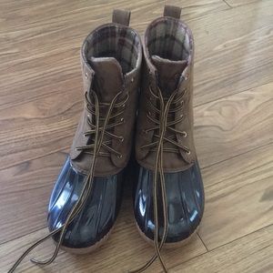 Water Resistant Duck Boots 🦆